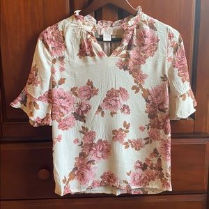 Rachel Parcell floral top size xxs